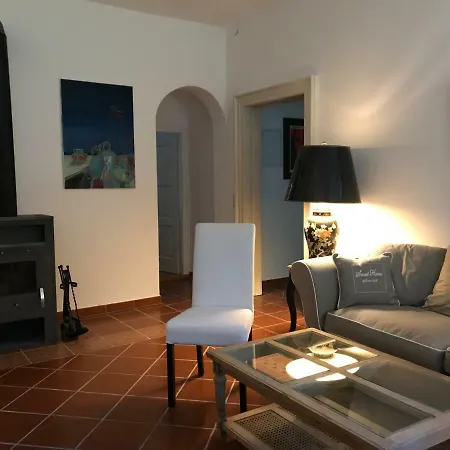 Elegantes Gaesteapartment Verano In Schloss Und Hofgut Langenzell Apartament *