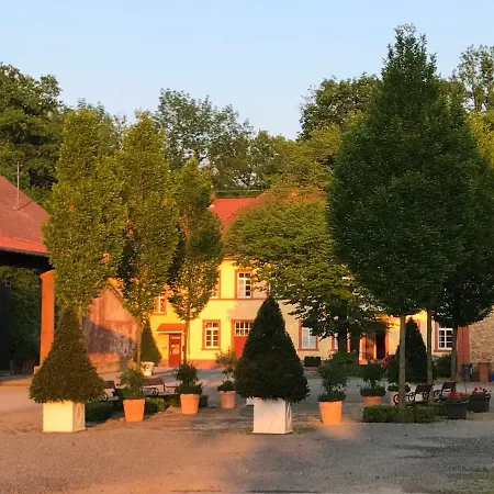 Elegantes Gaesteapartment Verano In Schloss Und Hofgut Langenzell * Wiesenbach